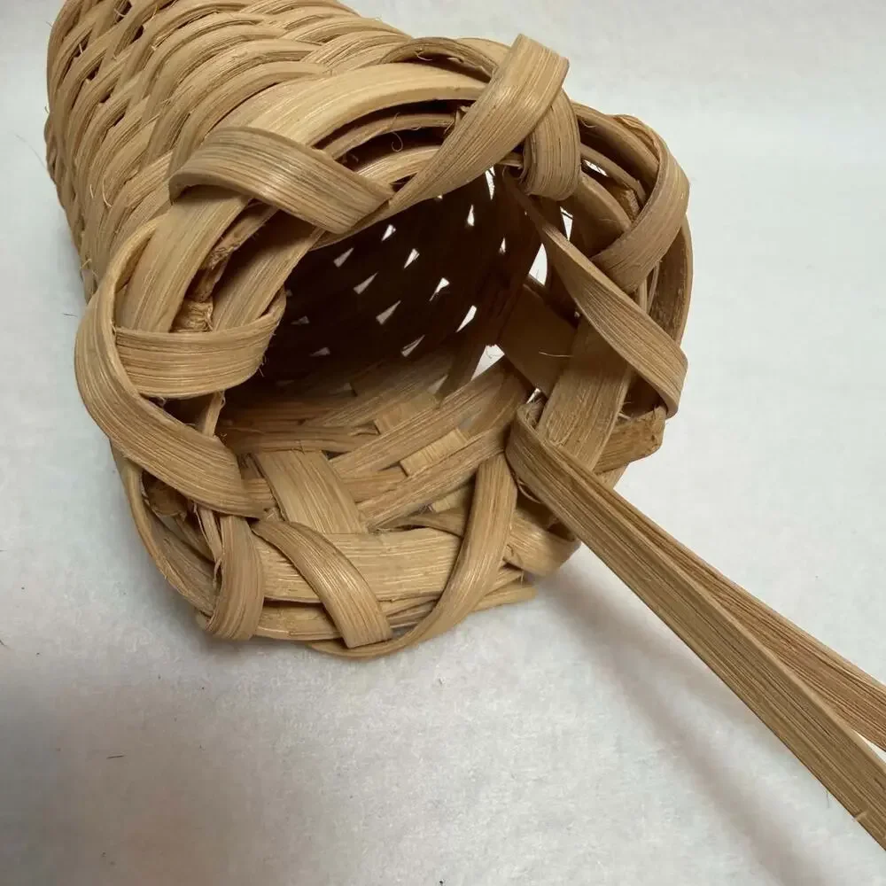 Vintage Woven Split-Wood 6